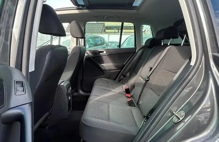 Volkswagen Tiguan 1.4TSI 92kw HIGHLINE PANO TAŽ full