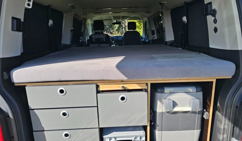 Volkswagen Caravelle 2.0TDI 110kw CAMP WEBA 8MÍST full