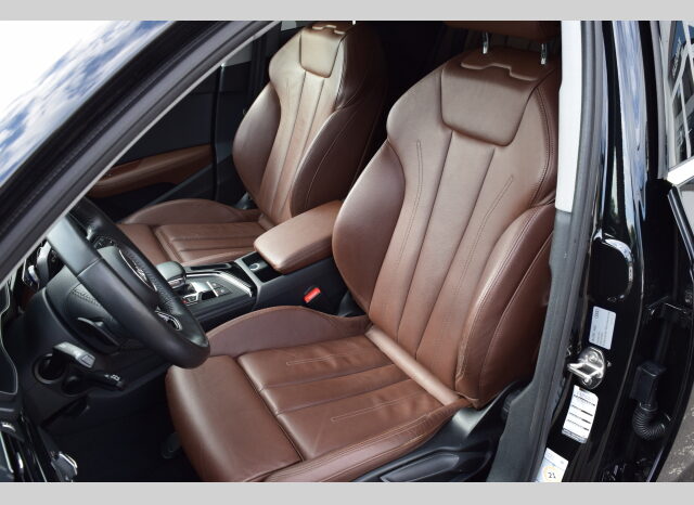 Audi A4 2.0TDI110kw S-lineXEN KŮŽE DCC full