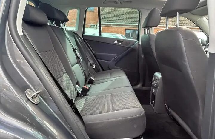 Volkswagen Tiguan 1.4TSI 92kw HIGHLINE PANO TAŽ full