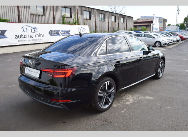 Audi A4 2.0TDI110kw S-lineXEN KŮŽE DCC full