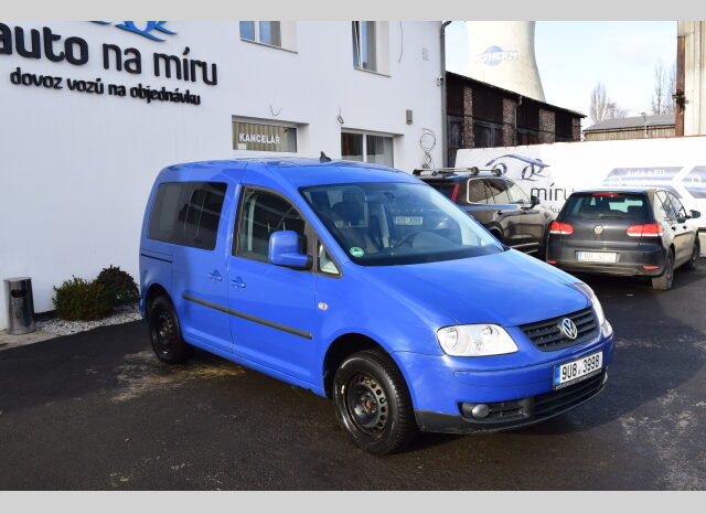 Volkswagen Caddy 2.0 CNG 83kw SOCCER TOP TAŽNÉ full