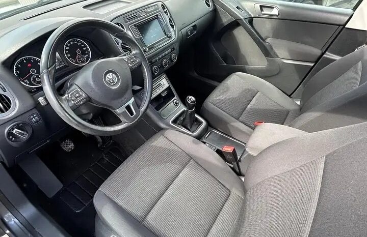 Volkswagen Tiguan 1.4TSI 92kw HIGHLINE PANO TAŽ full