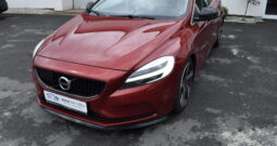 Volvo V40 2.0i T2 90kw INSCRIPTION MANUÁ