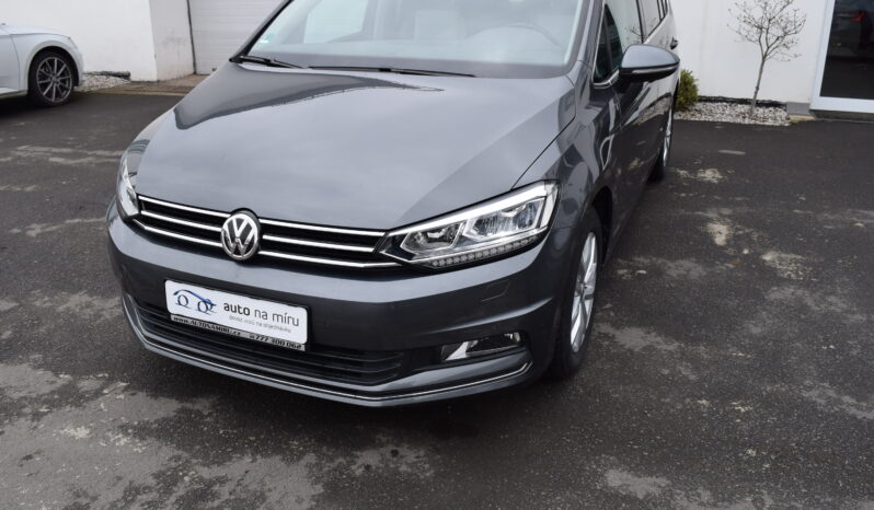 Volkswagen Touran 1.4TSI 110kw HIGHLINE 7M TAŽNÉ full