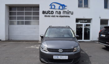 Volkswagen Touran 1.2TSI 77kw COMFORT 7MÍST TAŽ full