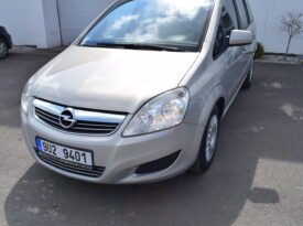 Opel Zafira 1.6 16v 85kw ENJOY 7MÍST TAŽNÉ