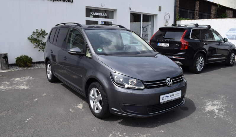 Volkswagen Touran 1.2TSI 77kw COMFORT 7MÍST TAŽ full
