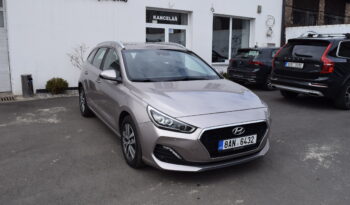 Hyundai i30 1.6CRDi 85kw STYLE 7°AUTOMAT full