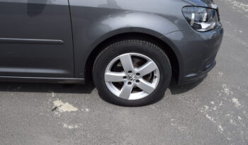 Volkswagen Touran 1.2TSI 77kw COMFORT 7MÍST TAŽ full