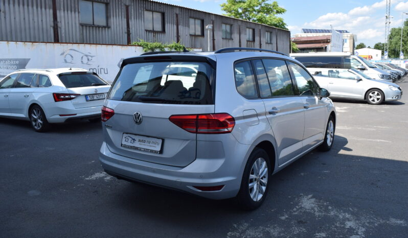 Volkswagen Touran 1.5TSI 110kw CLBMT 7MÍST TAŽNÉ full