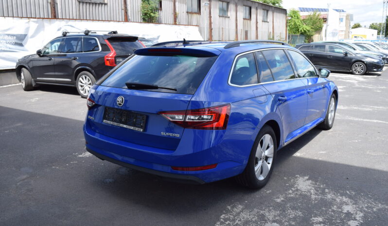 Škoda Superb 1.4TSI 110kw AMBITION XEN NAVI full