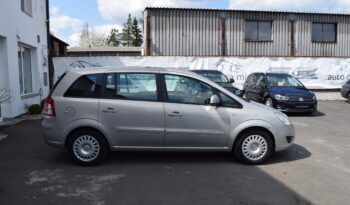 Opel Zafira 1.6 16v 85kw ENJOY 7MÍST TAŽNÉ full