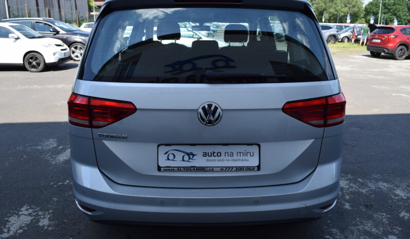 Volkswagen Touran 1.5TSI 110kw CLBMT 7MÍST TAŽNÉ full