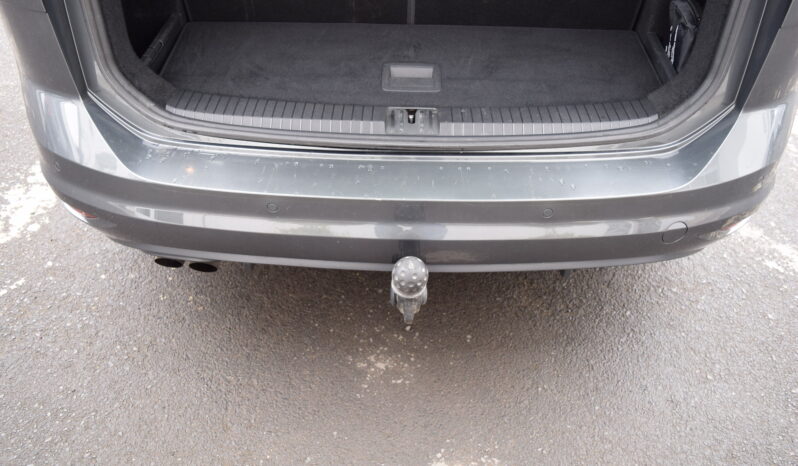 Volkswagen Touran 1.4TSI 110kw HIGHLINE 7M TAŽNÉ full