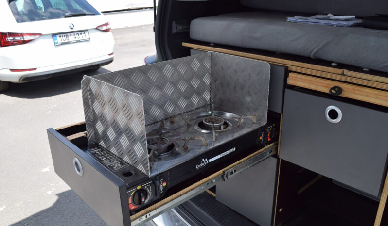 Volkswagen Caravelle 2.0TDI 110kw CAMP WEBA 8MÍST full