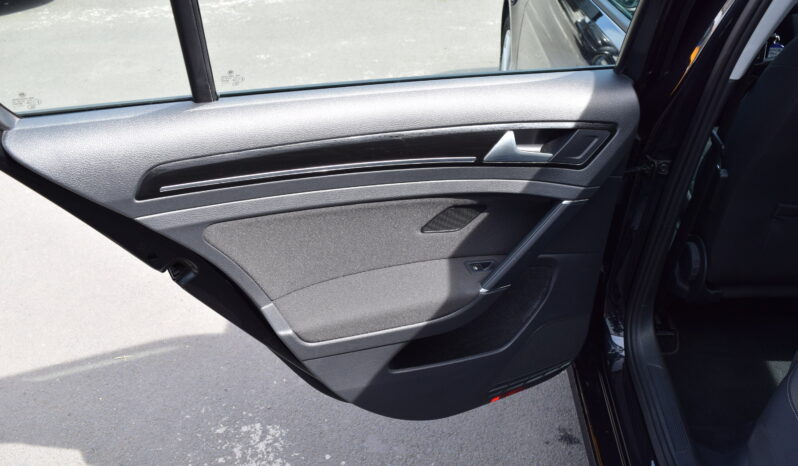 Volkswagen Golf 1.4TSI 92kw 7.5 FACELIFT LED full