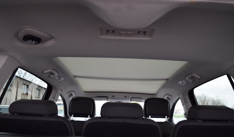 Volkswagen Touran 1.4TSI 110kw HIGHLINE TAŽ LED full
