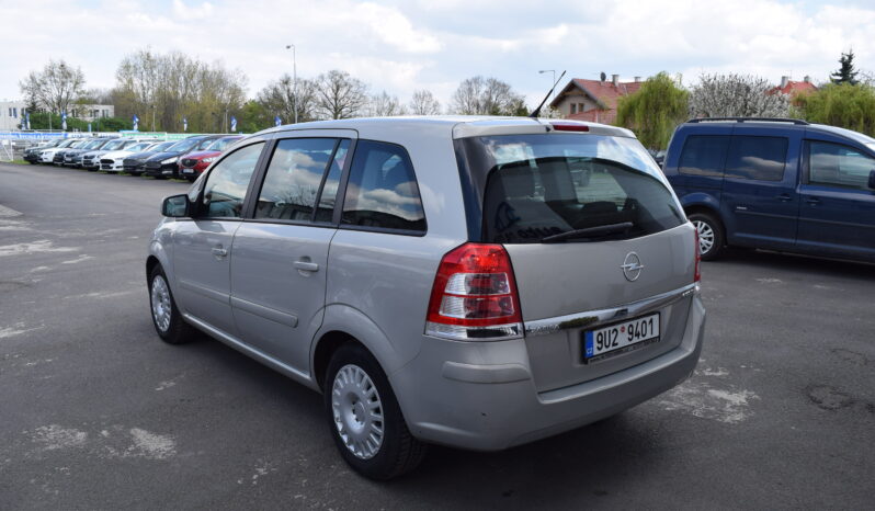 Opel Zafira 1.6 16v 85kw ENJOY 7MÍST TAŽNÉ full