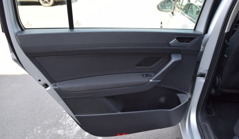 Volkswagen Touran 1.5TSI 110kw CLBMT 7MÍST TAŽNÉ full