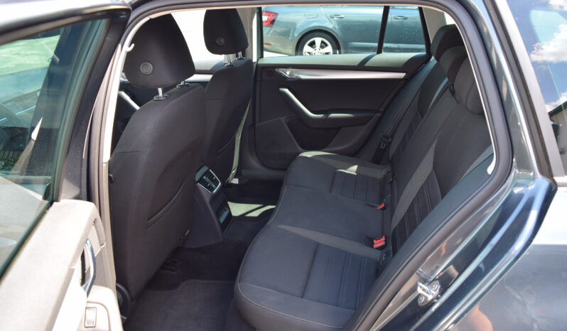 Škoda Octavia 1.4TSI 110kw AMBITION TAŽ NAVI full