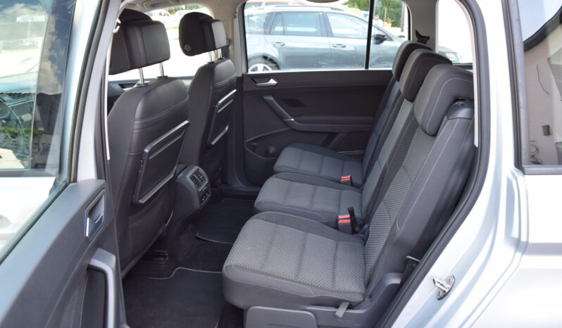 Volkswagen Touran 1.5TSI 110kw CLBMT 7MÍST TAŽNÉ full