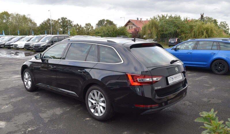 Škoda Superb 2.0TDI 110kw STYLE XEN NAVI full