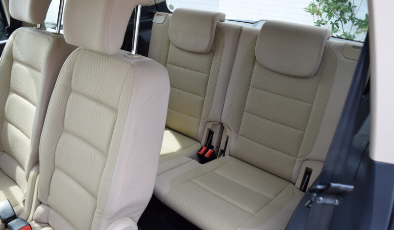 Volkswagen Touran 1.2TSI 77kw COMFORT 7MÍST TAŽ full