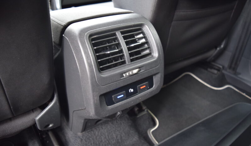 Volkswagen Touran 1.4TSI 110kw CLBMT 7MÍST TAŽNÉ full