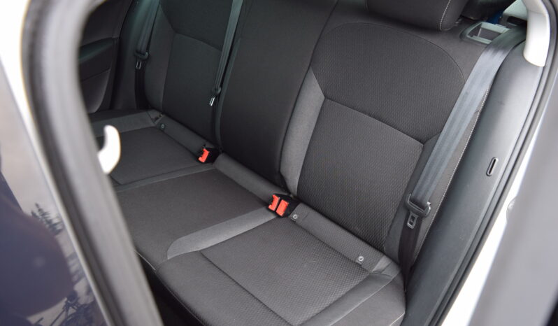 Škoda Rapid 1.2TSI 77kw AMBITION NÍZKÉ KM full