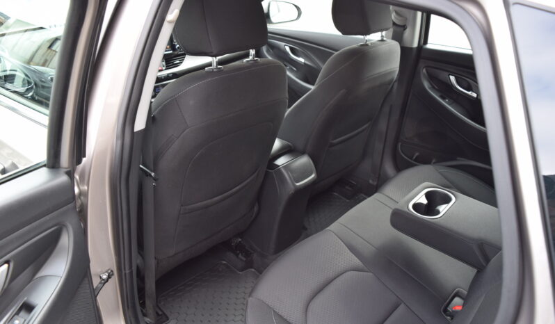Hyundai i30 1.6CRDi 85kw STYLE 7°AUTOMAT full