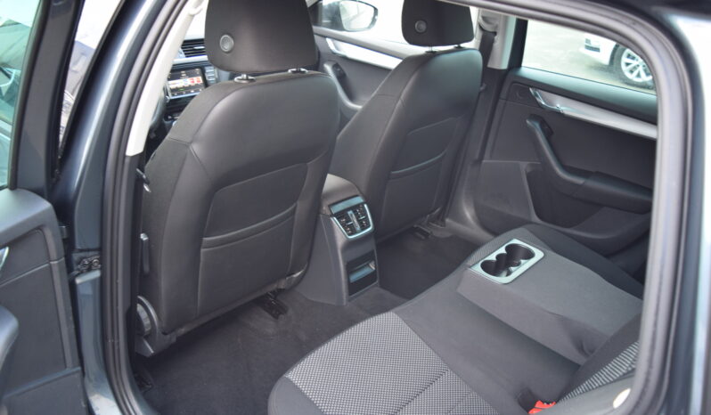Škoda Octavia 2.0TDI 110kw AMBITION TAŽ NAVI full