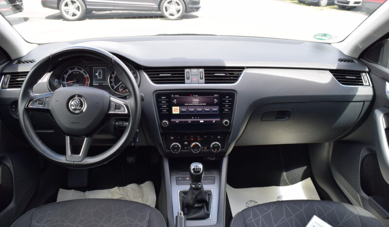 Škoda Octavia 1.5TSI 110kw CLEVER LED TAŽNÉ full