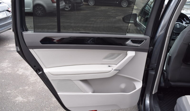 Volkswagen Touran 1.4TSI 110kw HIGHLINE 7M TAŽNÉ full