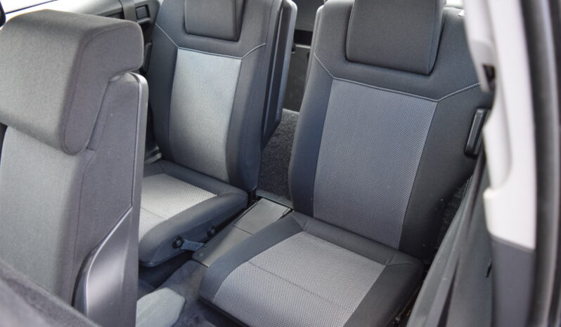 Opel Zafira 1.6 16v 85kw ENJOY 7MÍST TAŽNÉ full