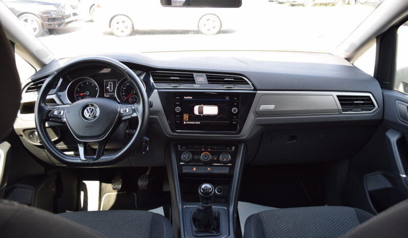 Volkswagen Touran 1.5TSI 110kw CLBMT 7MÍST TAŽNÉ full