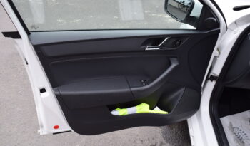 Škoda Rapid 1.2TSI 77kw AMBITION NÍZKÉ KM full