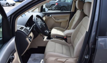 Volkswagen Touran 1.2TSI 77kw COMFORT 7MÍST TAŽ full
