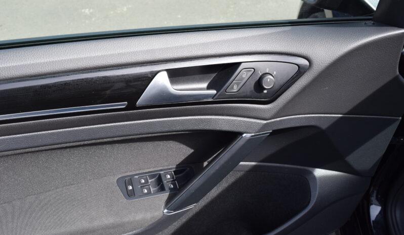 Volkswagen Golf 1.4TSI 92kw 7.5 FACELIFT LED full