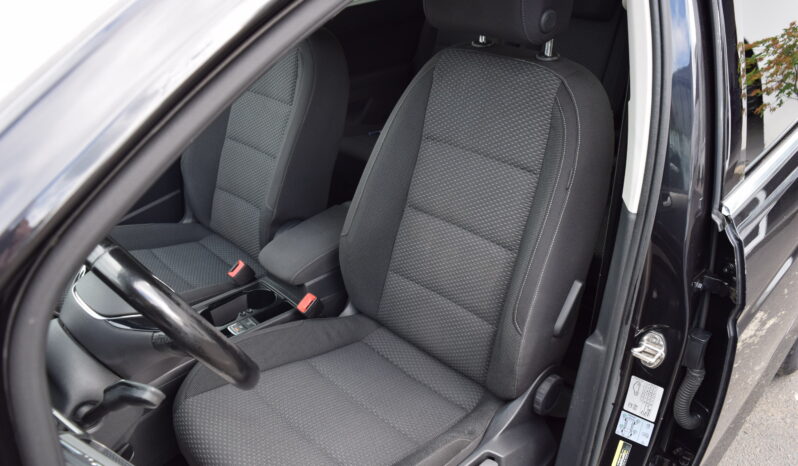 Volkswagen Touran 1.4TSI 110kw CLBMT 7MÍST TAŽNÉ full