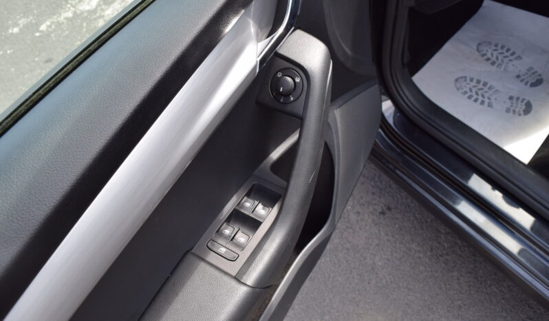 Škoda Octavia 2.0TDI 110kw AMBI LED TAŽ NAVI full