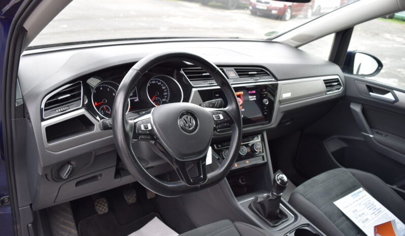 Volkswagen Touran 1.4TSI 110kw CLBMT 7MÍST NAVI full