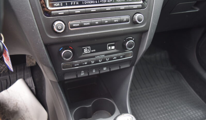 Škoda Rapid 1.2TSI 77kw AMBITION NÍZKÉ KM full