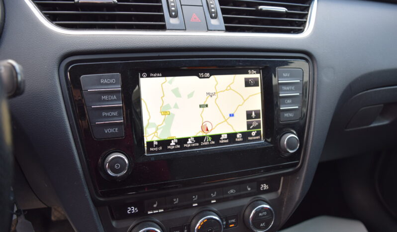 Škoda Octavia 2.0TDI 110kw AMBITION TAŽ NAVI full