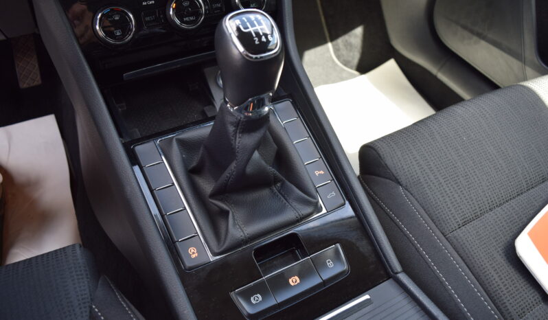 Škoda Superb 1.4TSI 110kw AMBITION XEN NAVI full