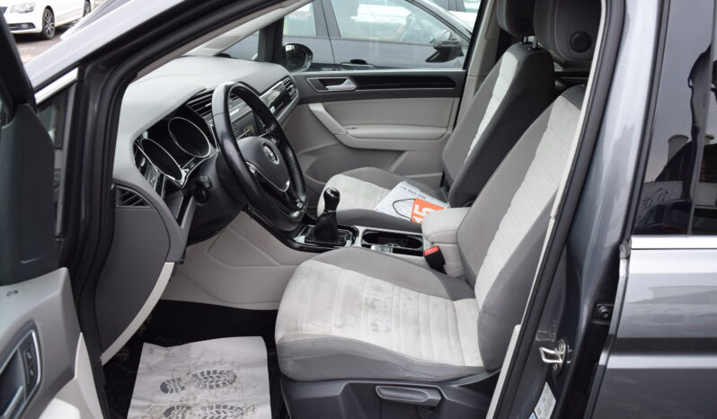 Volkswagen Touran 1.4TSI 110kw HIGHLINE 7M TAŽNÉ full