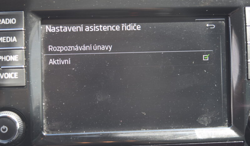 Škoda Rapid 1.2TSI 81kw JOY XEN NÍZKÉ KM ! full