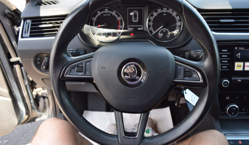Škoda Octavia 1.4TSI 110kw AMBITION TAŽ NAVI full