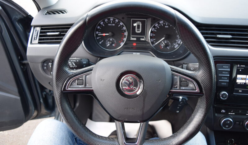 Škoda Octavia 2.0TDI 110kw AMBITION TAŽ NAVI full