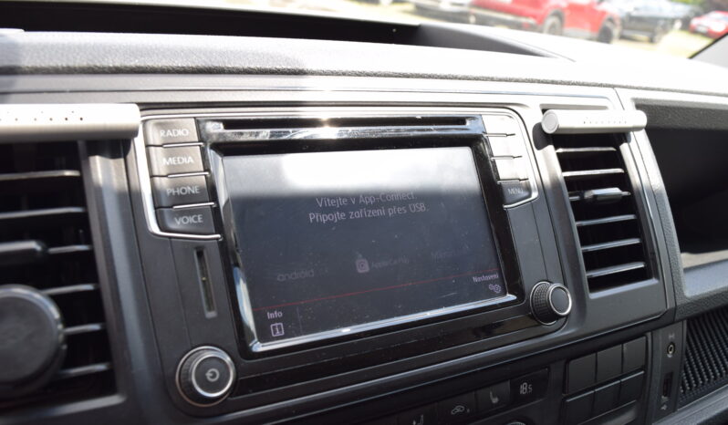 Volkswagen Caravelle 2.0TDI 110kw CAMP WEBA 8MÍST full
